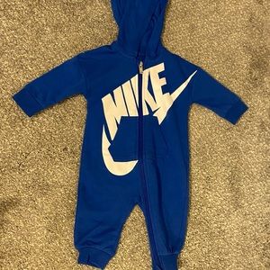 Nike Jumpsuit Size-3M